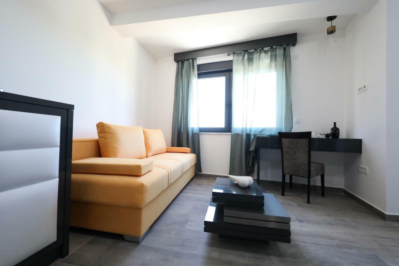 Boutique Residence Cosmopolis 비빈제 외부 사진