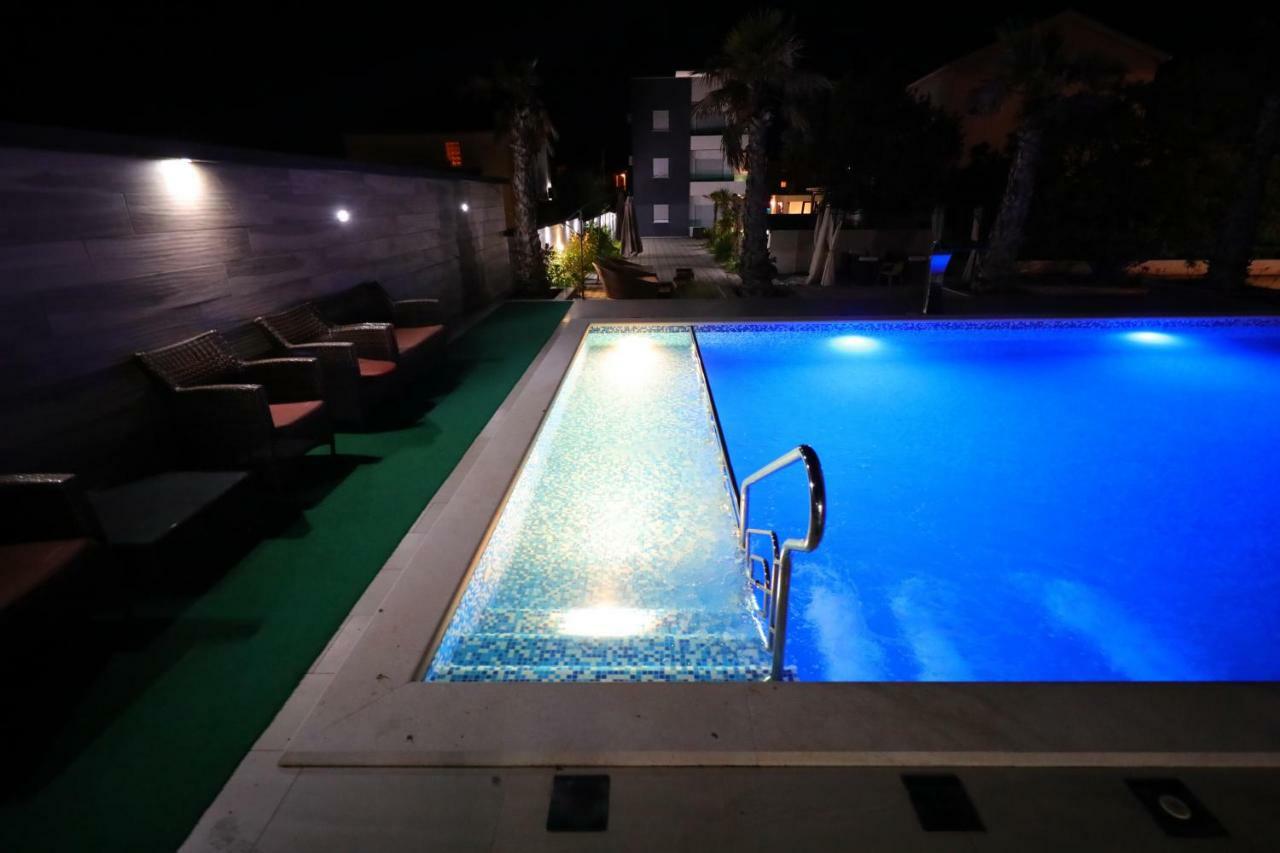 Boutique Residence Cosmopolis 비빈제 외부 사진